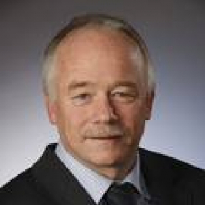 Dr. Thomas Plückebaum (EN)
