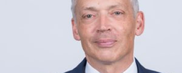 Dr. Julian Weber, Do We Need a “Digital Airbag”? 1