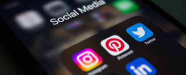 eco Criticises France’s Social Media Ban: European Solutions Rather Than a National Patchwork